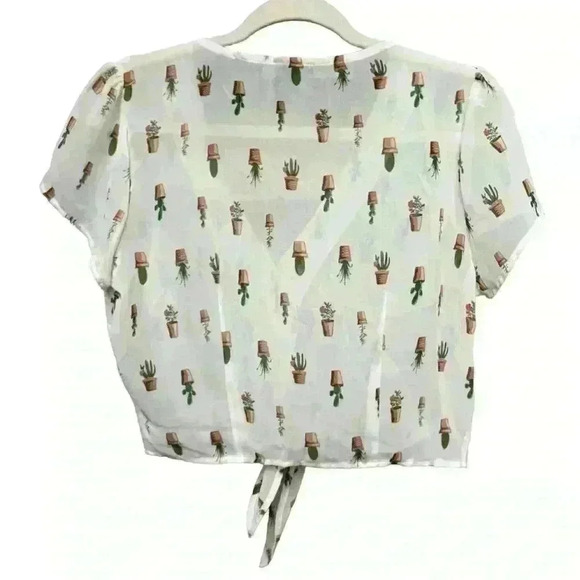 Forever 21 • Sheer Chiffon White Cactus Print Pattern Crop Top Tie Front Medium - Picture 2 of 6